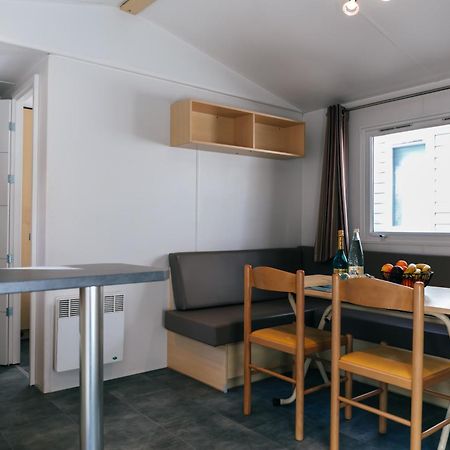 Castell Montgri - Mobile Homes By Lifestyle Holidays Лестартит Стая снимка