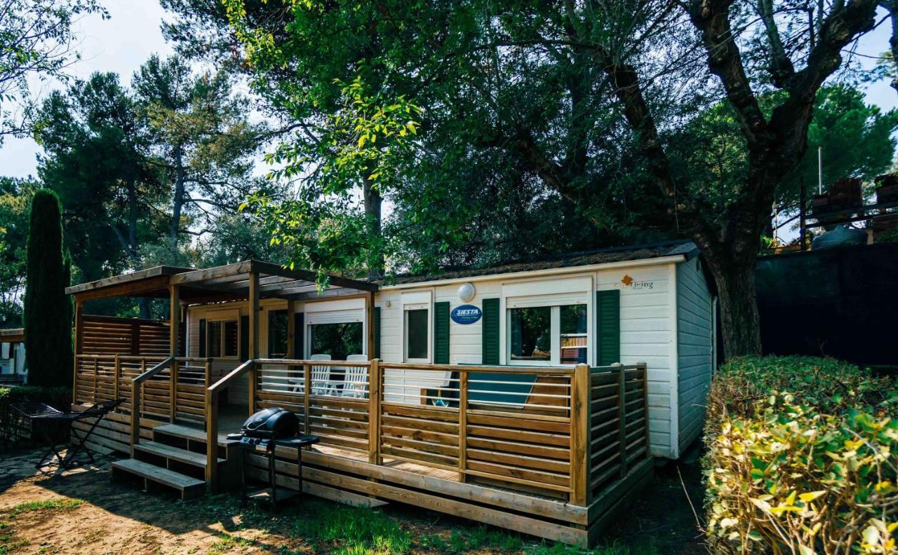 Castell Montgri - Mobile Homes By Lifestyle Holidays Лестартит Екстериор снимка