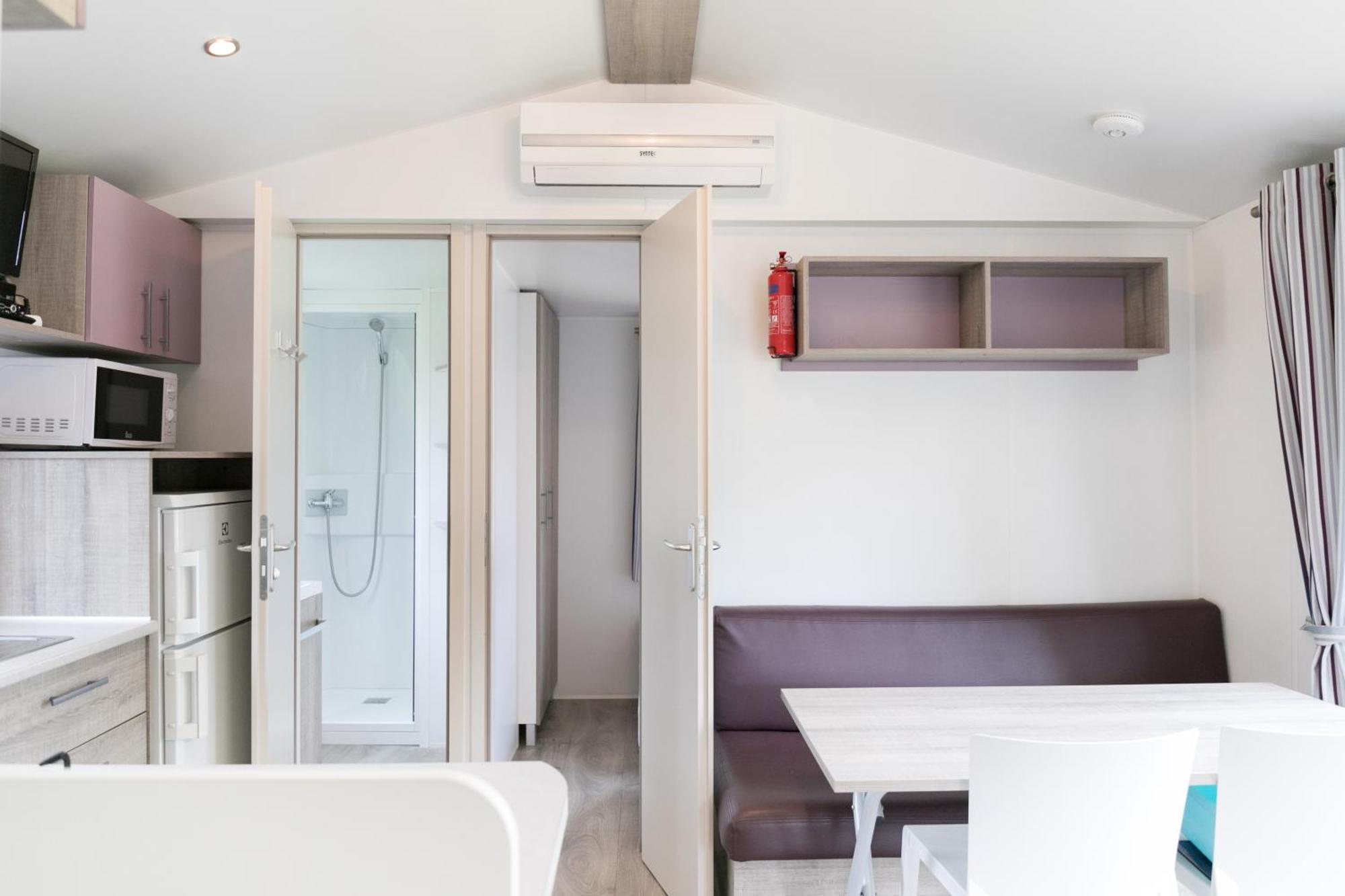 Castell Montgri - Mobile Homes By Lifestyle Holidays Лестартит Стая снимка